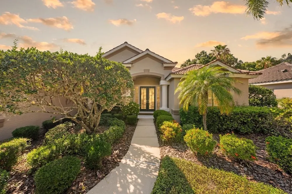 8224 WATERVIEW BOULEVARD Lakewood Ranch, FL 34202