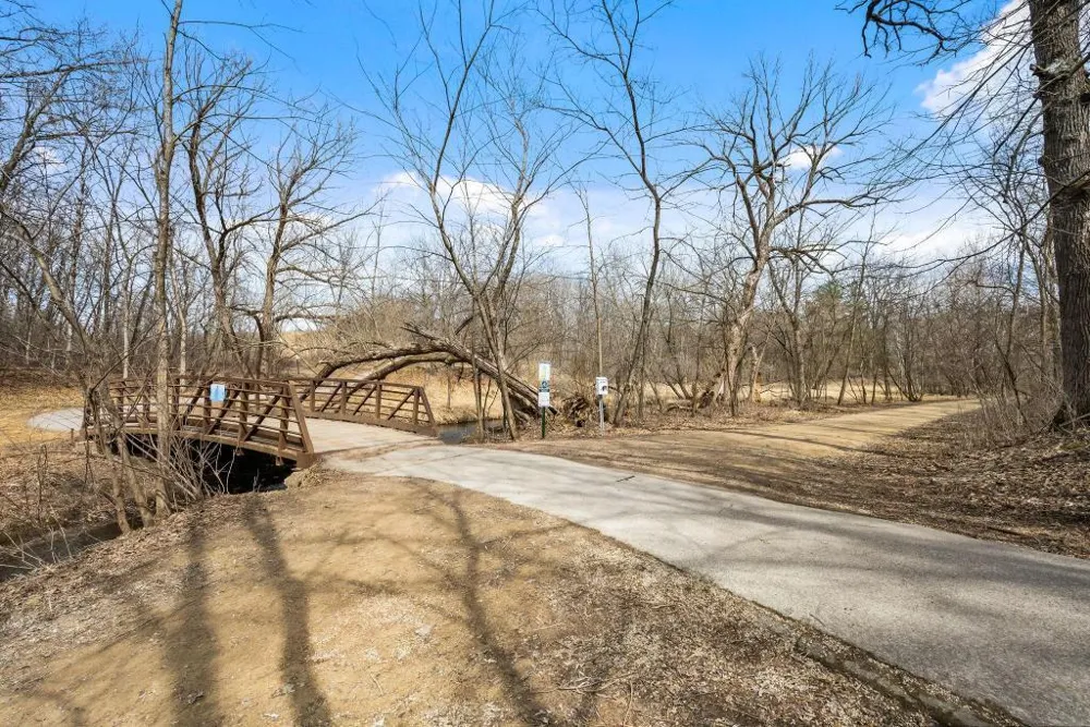 17125 Stodola Minnetonka, MN 55345