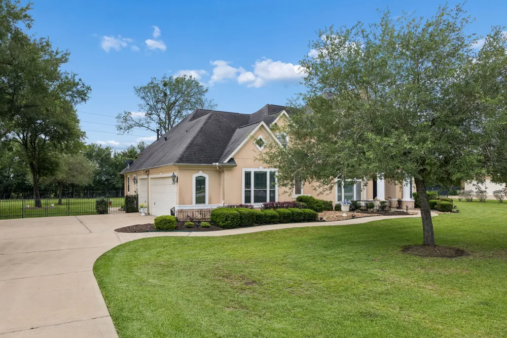 9002 Corbridge Drive Richmond, TX 77469