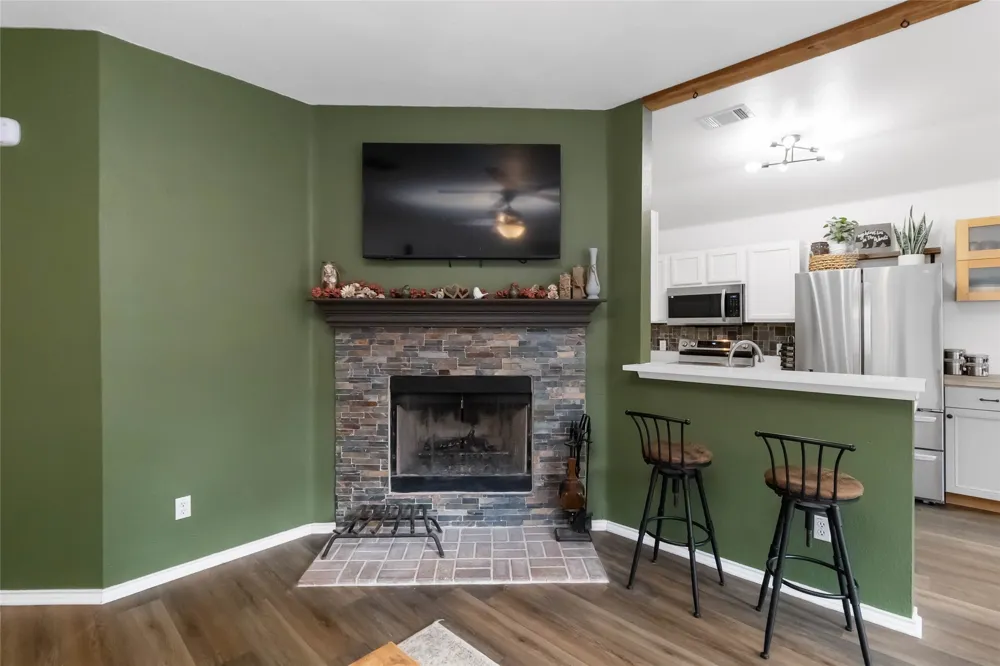 106 Shadow Wood Trail Cedar Creek, TX 78612