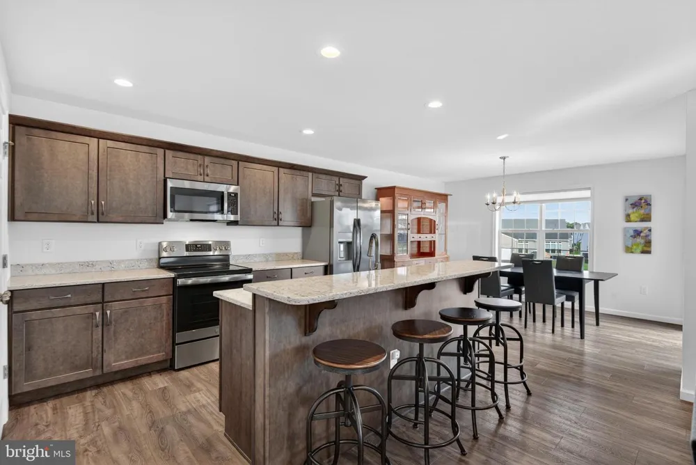 218 WRIGHT DRIVE Mechanicsburg, PA 17055