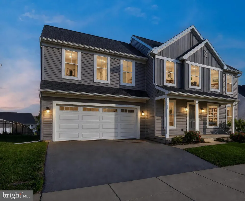 218 WRIGHT DRIVE Mechanicsburg, PA 17055