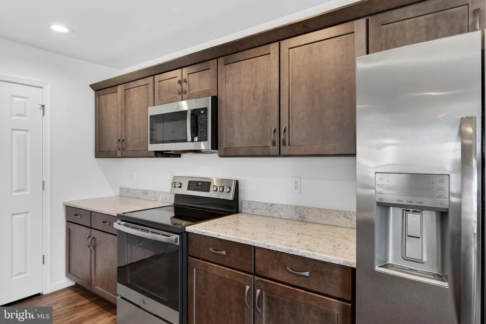 218 WRIGHT DRIVE Mechanicsburg, PA 17055
