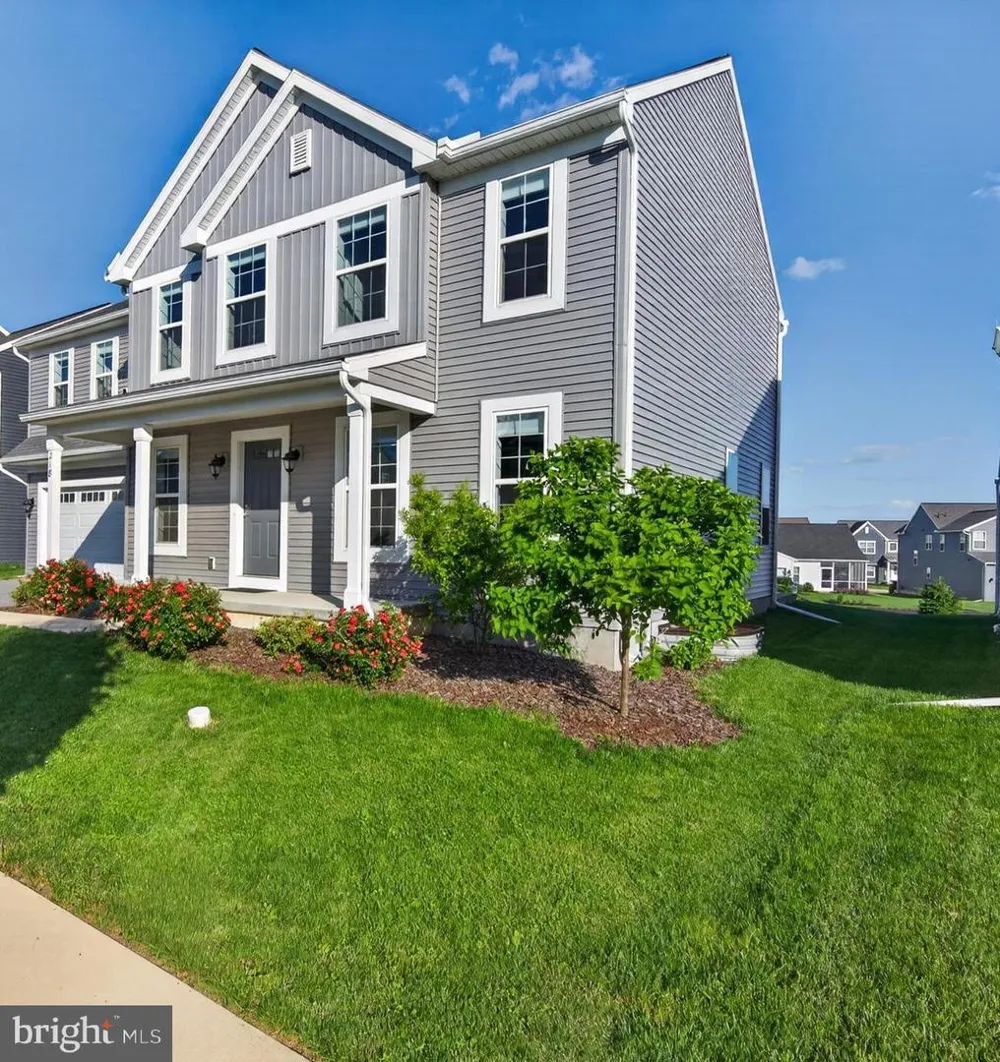 218 WRIGHT DRIVE Mechanicsburg, PA 17055