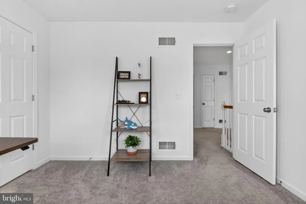218 WRIGHT DRIVE Mechanicsburg, PA 17055