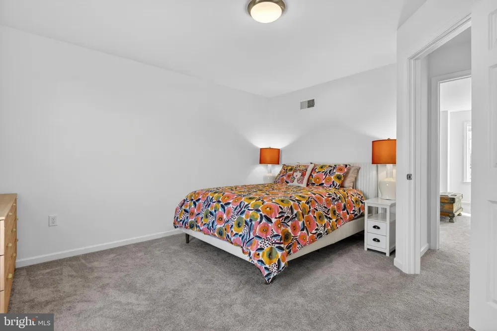 218 WRIGHT DRIVE Mechanicsburg, PA 17055