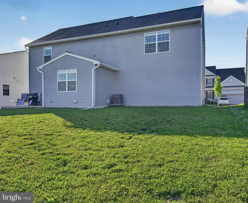 218 WRIGHT DRIVE Mechanicsburg, PA 17055