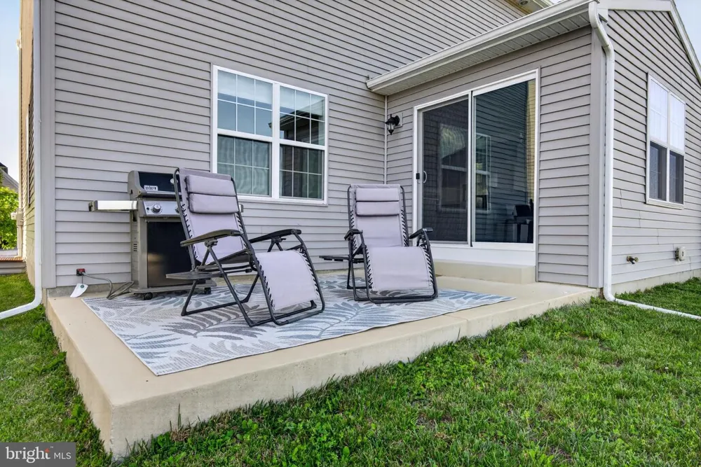 218 WRIGHT DRIVE Mechanicsburg, PA 17055