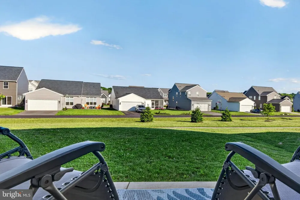 218 WRIGHT DRIVE Mechanicsburg, PA 17055