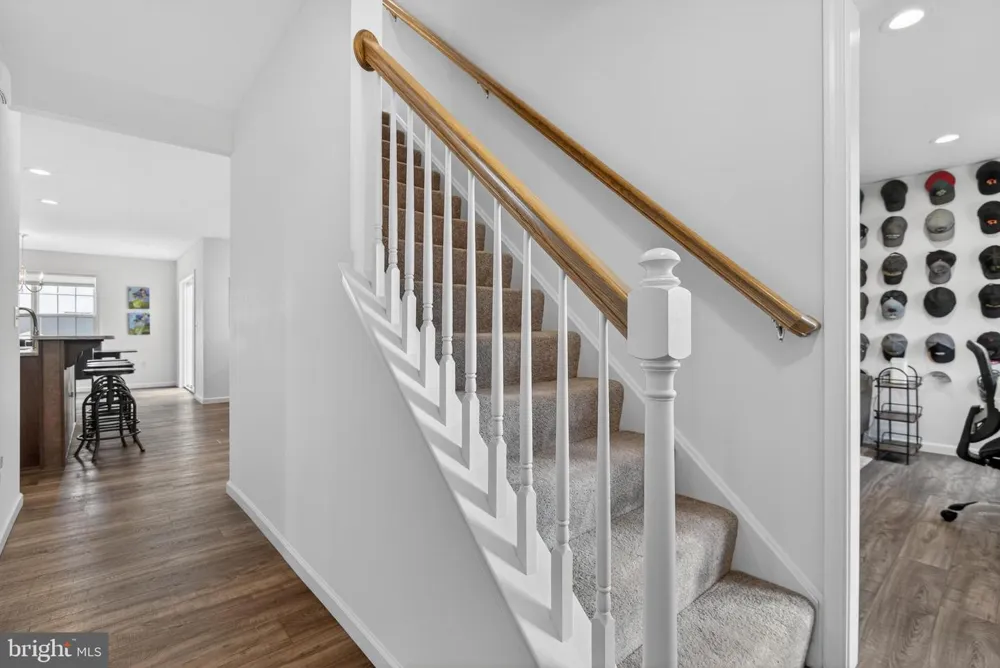 218 WRIGHT DRIVE Mechanicsburg, PA 17055