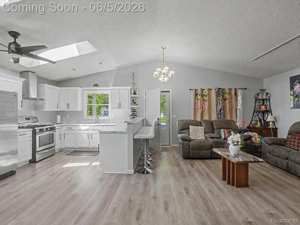 14275 Irene Street Southgate City, MI 48195