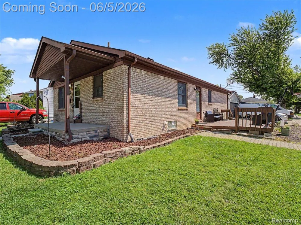 14275 Irene Street Southgate City, MI 48195