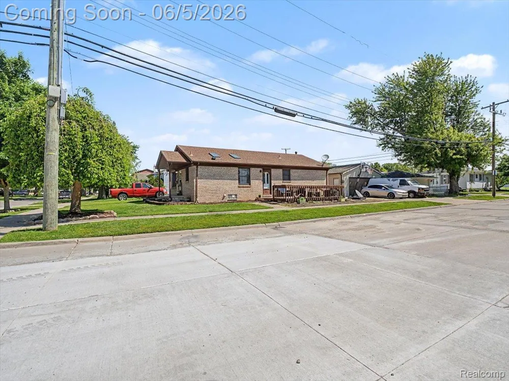 14275 Irene Street Southgate City, MI 48195