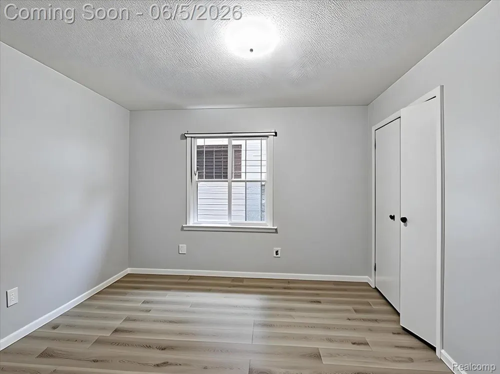 14275 Irene Street Southgate City, MI 48195