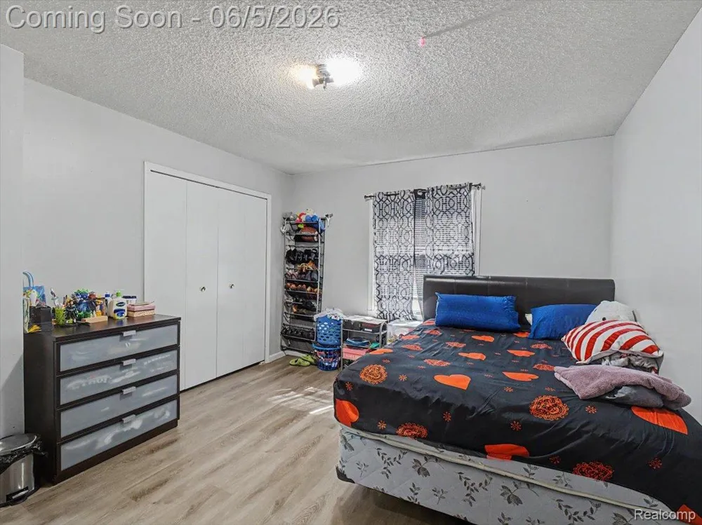 14275 Irene Street Southgate City, MI 48195