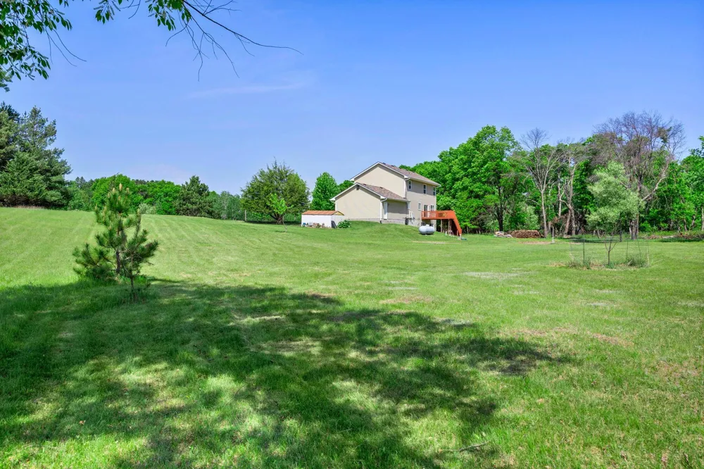 29977 Crocus Street NW Isanti, MN 55040