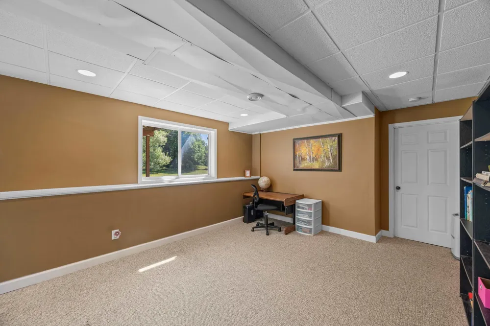 29977 Crocus Street NW Isanti, MN 55040