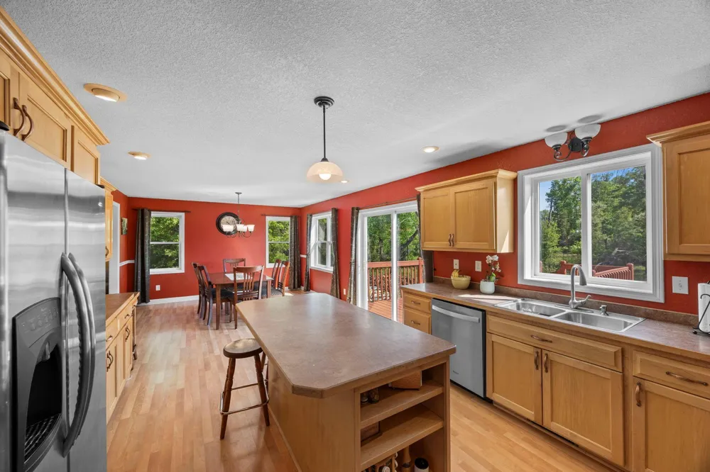 29977 Crocus Street NW Isanti, MN 55040