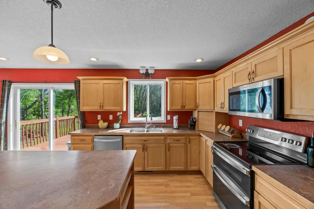 29977 Crocus Street NW Isanti, MN 55040