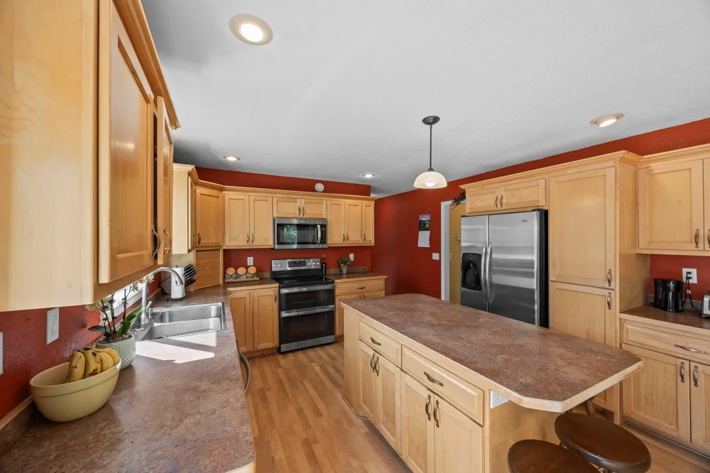 29977 Crocus Street NW Isanti, MN 55040