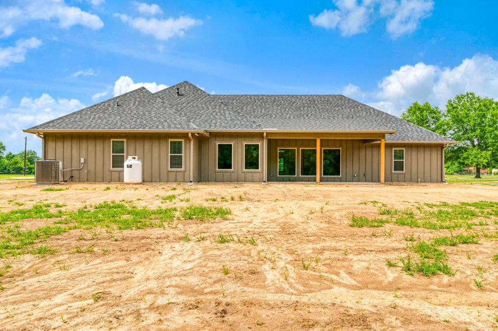 250 Private Road 45855 Blossom, TX 75416