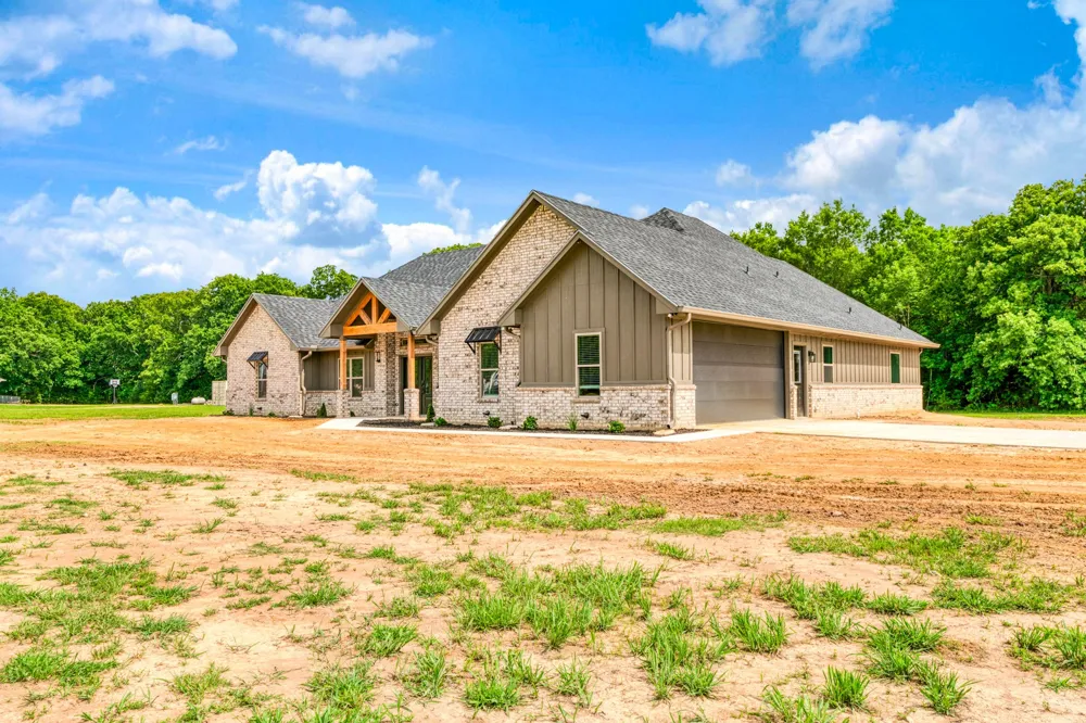 250 Private Road 45855 Blossom, TX 75416