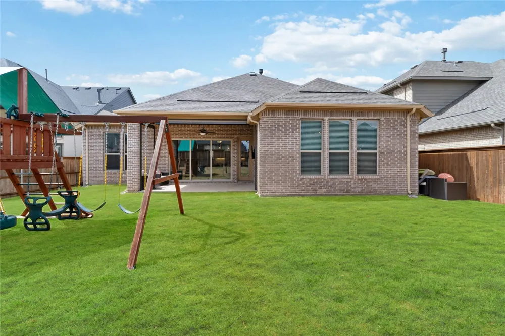 1812 Scotney Court Celina, TX 75009