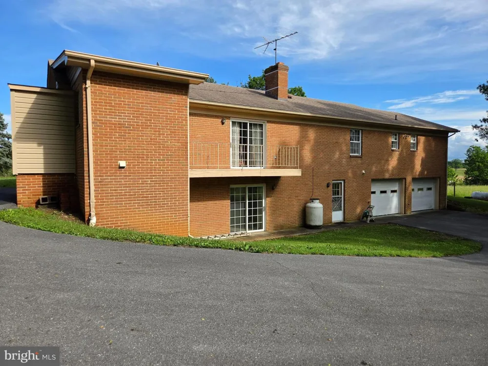 1611 APPLE PIE RIDGE ROAD Winchester, VA 22603