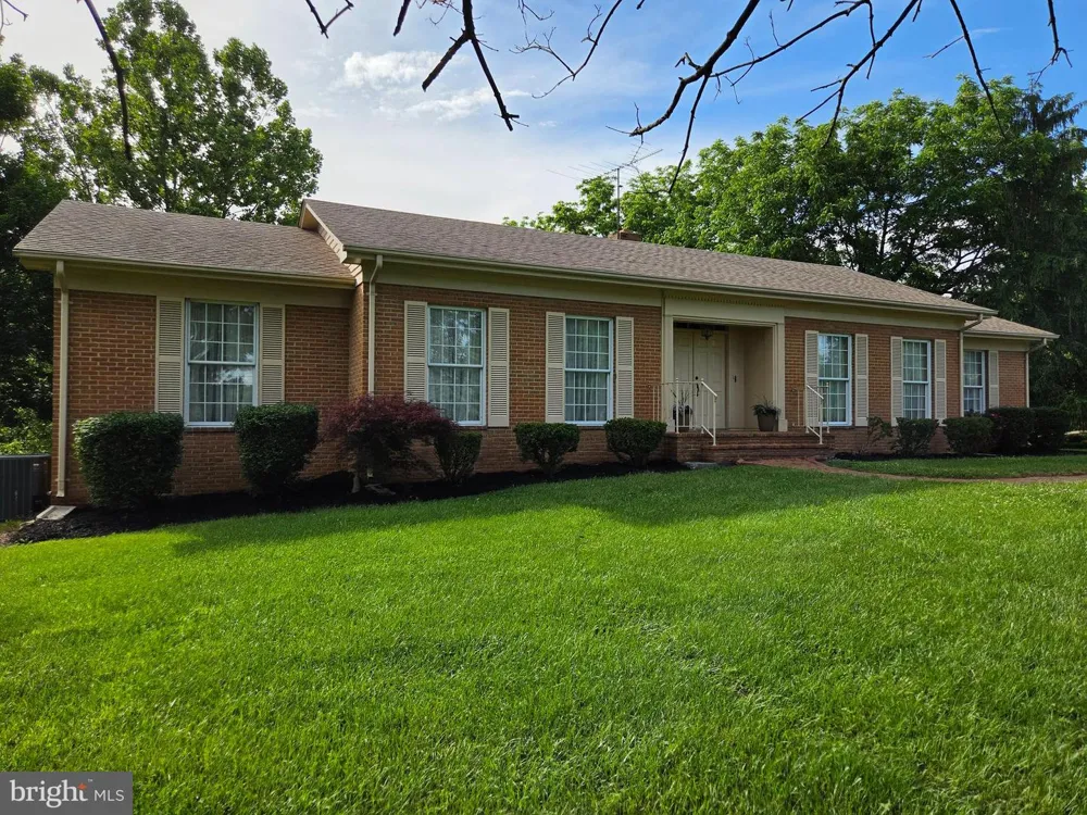 1611 APPLE PIE RIDGE ROAD Winchester, VA 22603