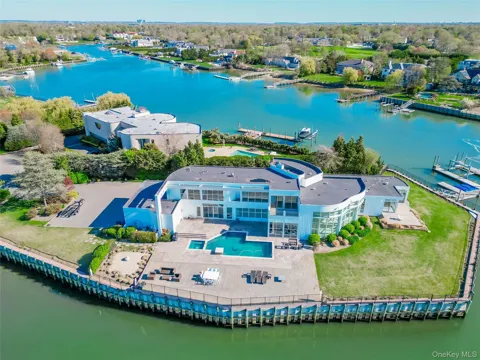 50 Heron Drive