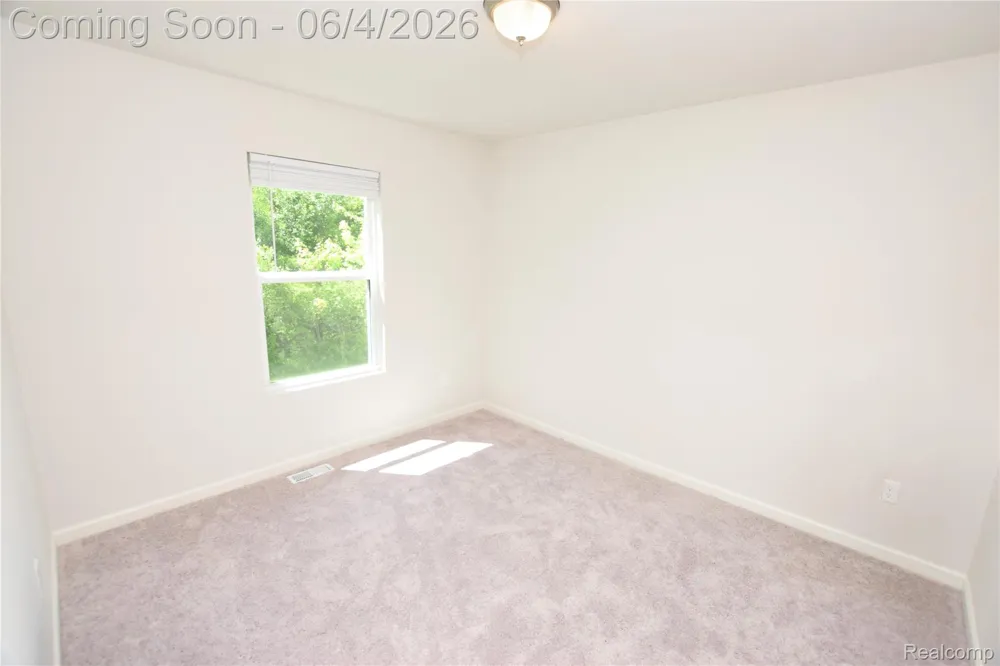2288 Hunter Lane Burton City, MI 48519