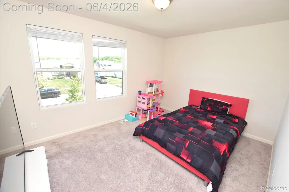 2288 Hunter Lane Burton City, MI 48519