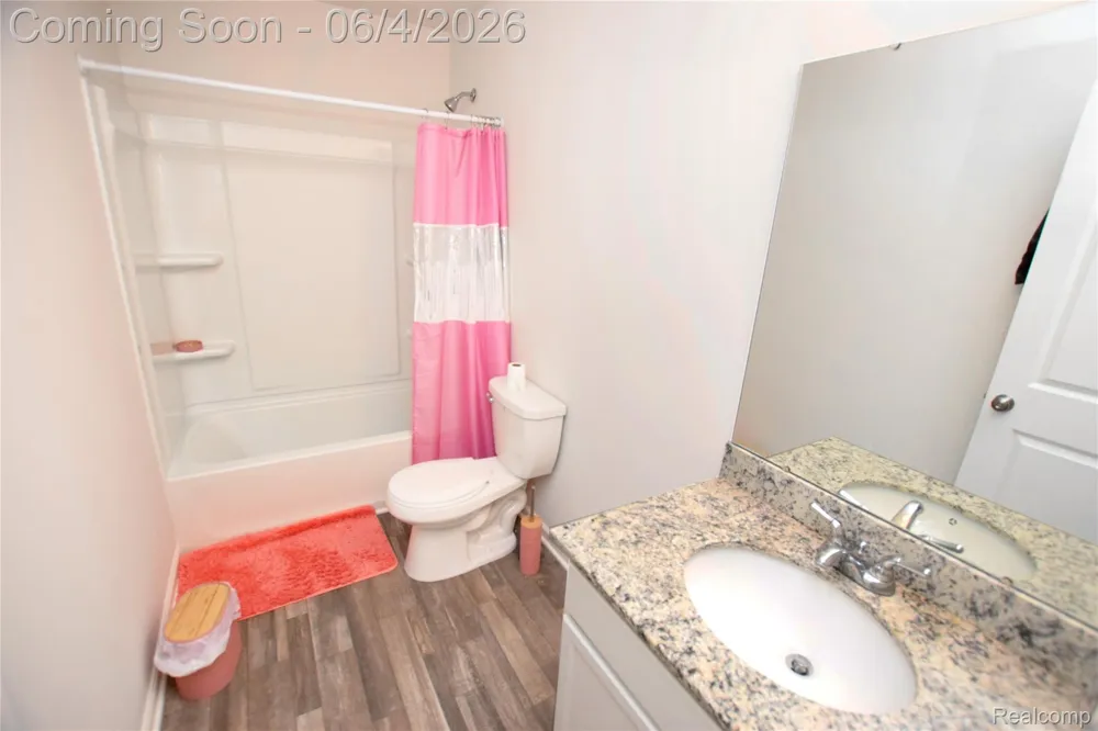 2288 Hunter Lane Burton City, MI 48519
