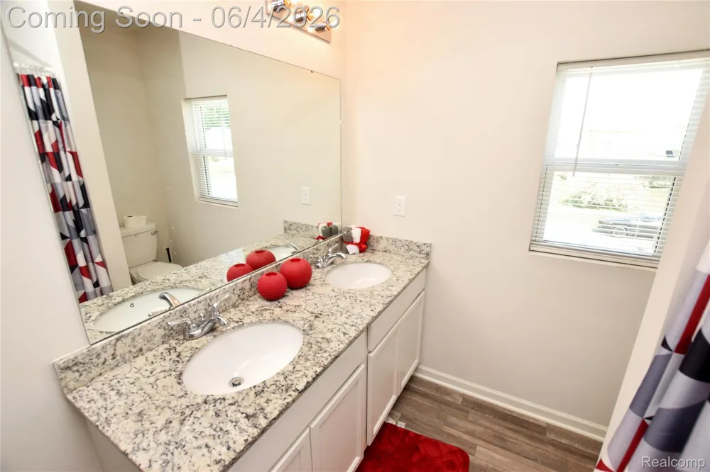 2288 Hunter Lane Burton City, MI 48519