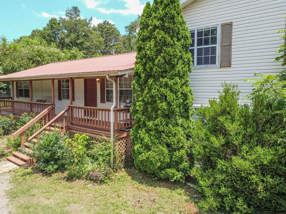 275 Spring Creek Road Delano, TN 37325