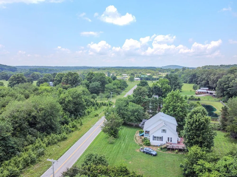 275 Spring Creek Road Delano, TN 37325