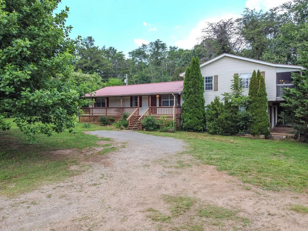 275 Spring Creek Road Delano, TN 37325