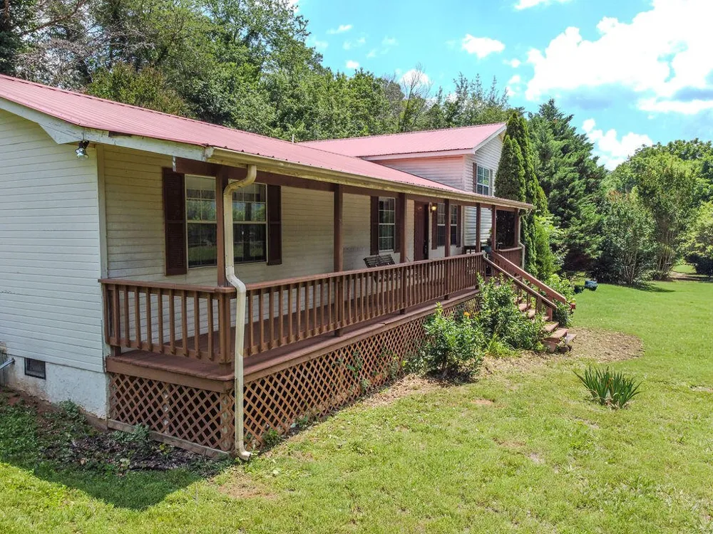 275 Spring Creek Road Delano, TN 37325