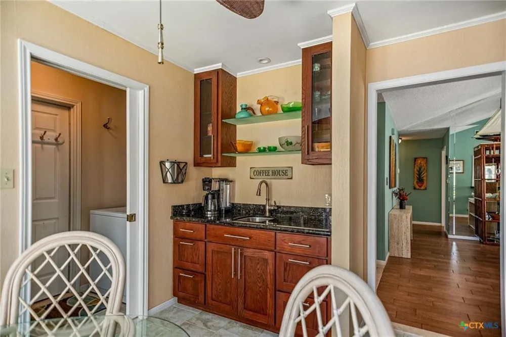 117 E Harbor Drive Port Lavaca, TX 77979