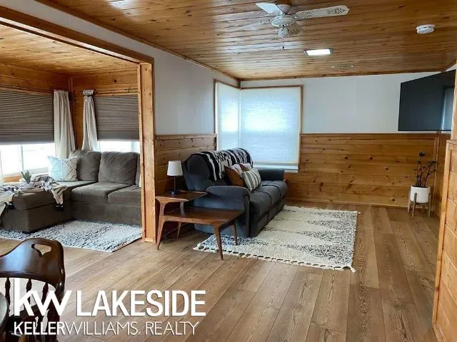 105 Wells Street Roscommon Township, MI 48630