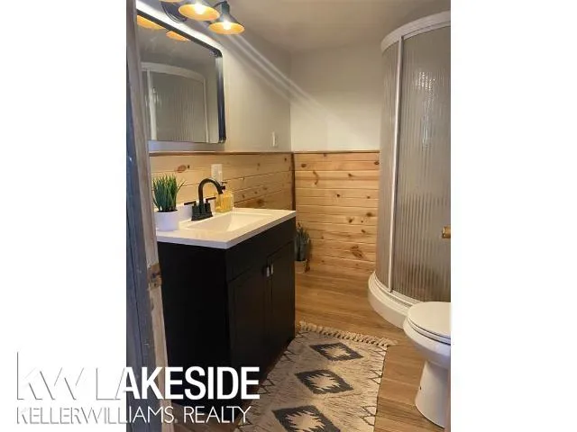 105 Wells Street Roscommon Township, MI 48630