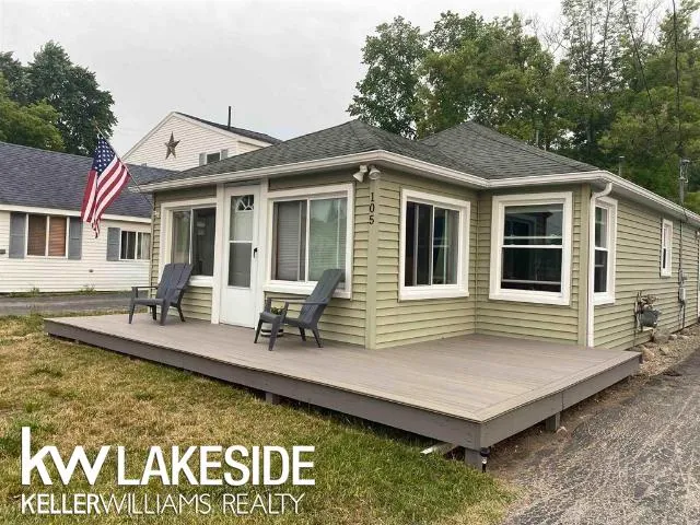 105 Wells Street Roscommon Township, MI 48630
