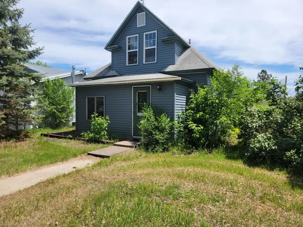320 8th Street SE #B Staples, MN 56479