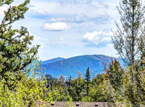 258 Old Squaw Road