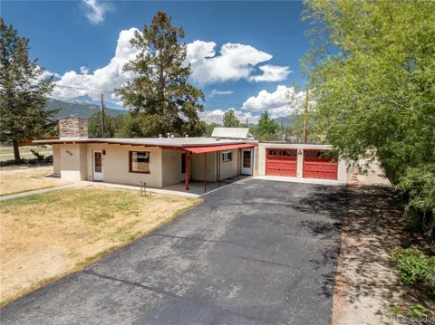 438 Crossman Avenue