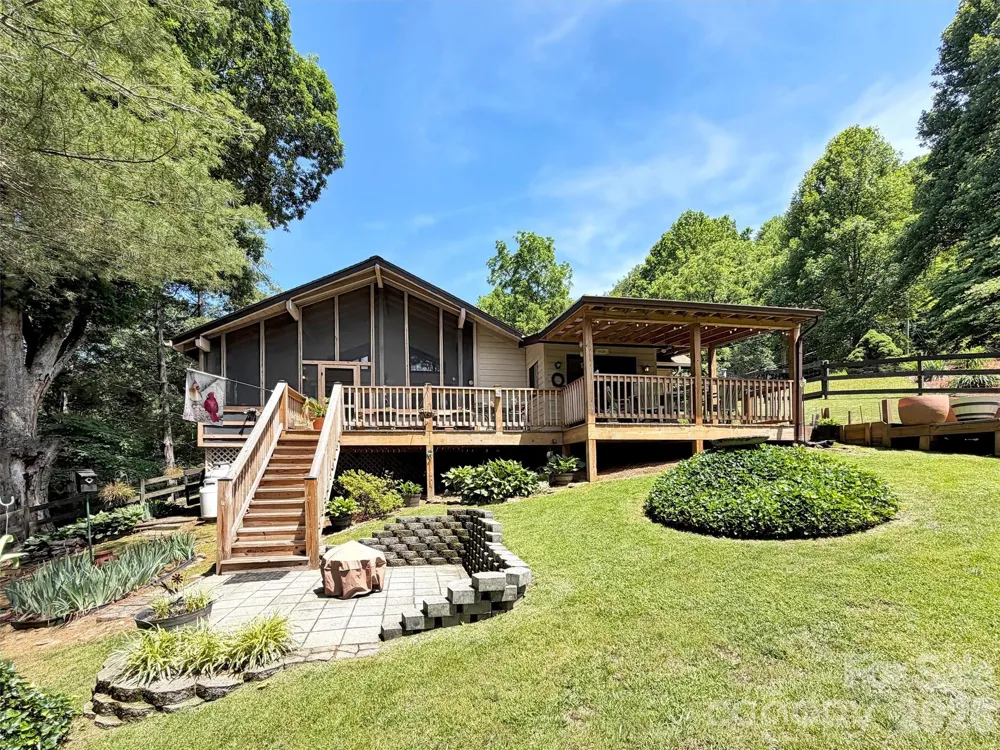 72 Sanctuary Road Maggie Valley, NC 28751