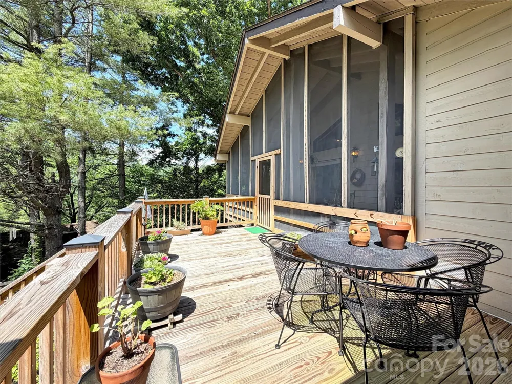 72 Sanctuary Road Maggie Valley, NC 28751