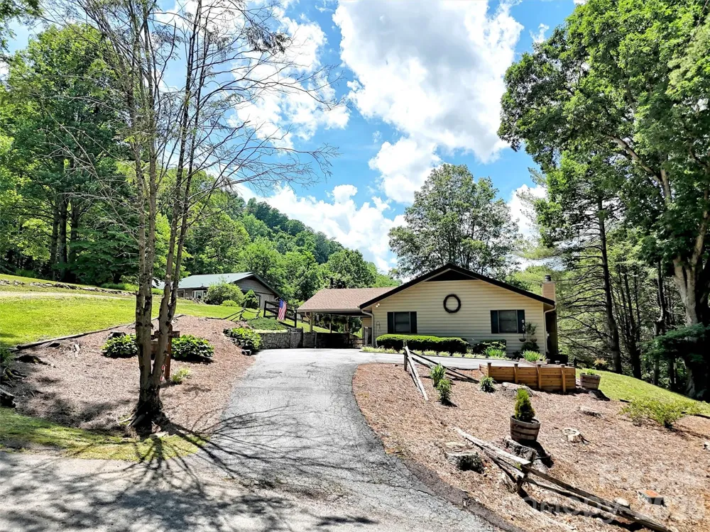 72 Sanctuary Road Maggie Valley, NC 28751
