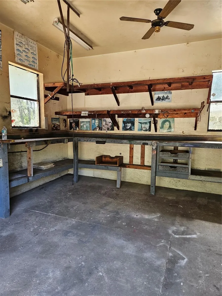4300 W ROADRUNNER COURT Homosassa, FL 34446
