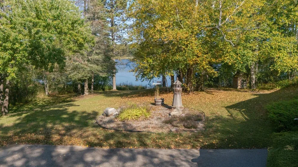 24392 S Long Lake Trail Bigfork, MN 56628
